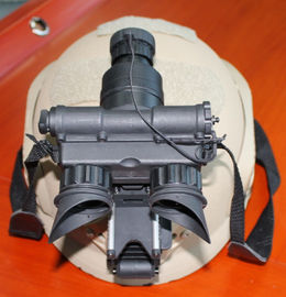 Il prodotto è un singolo casco di visione notturna dell'occhio, la piccola dimensione, peso leggero, fornito di uso del casco.